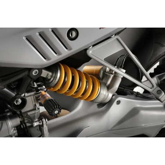 2024 Moto Guzzi V100 Mandello S 2024 Moto Guzzi V100 Mandello S